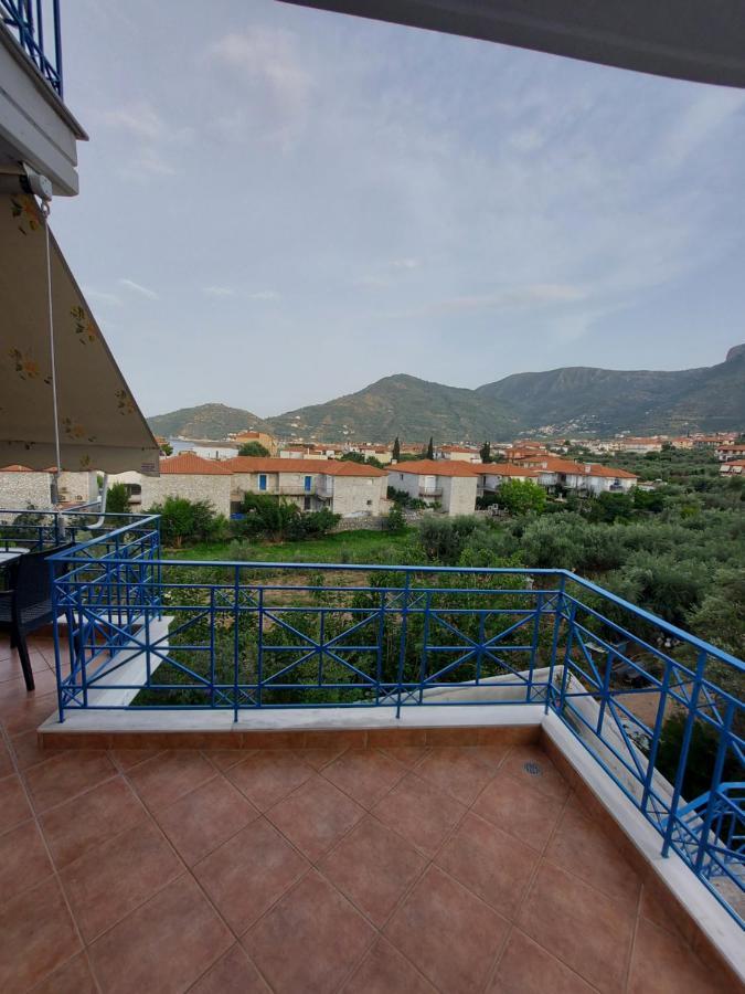 Matina Apartments Tyros Экстерьер фото