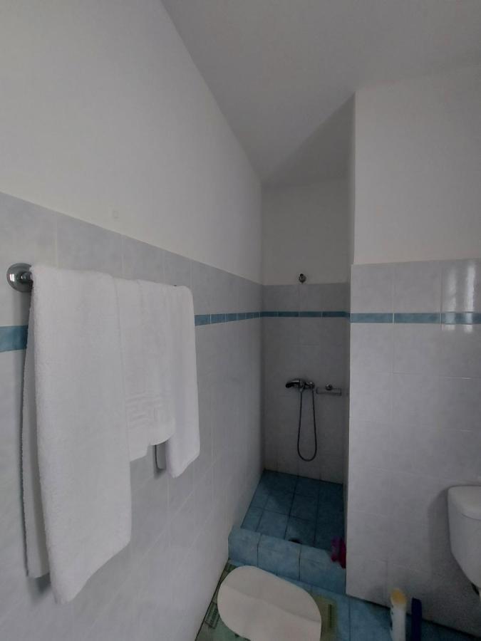 Matina Apartments Tyros Экстерьер фото