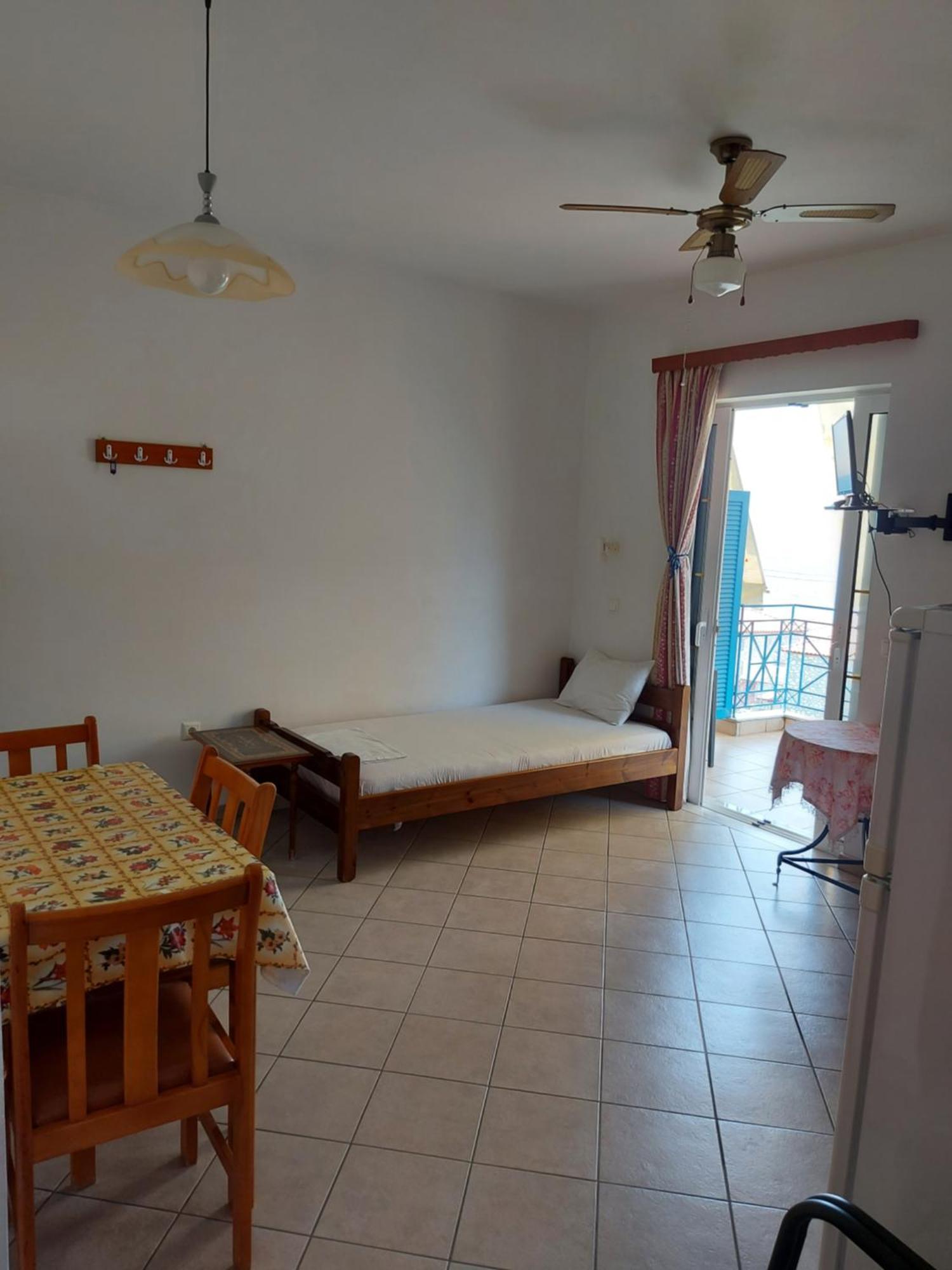 Matina Apartments Tyros Номер фото
